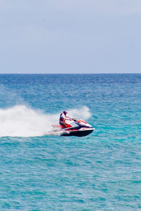 Jet ski : facteurs qui influencent le coût de votre couverture